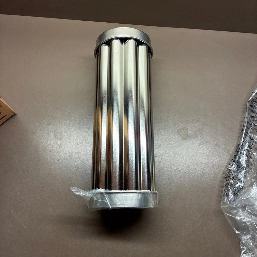 Pampered Chef bread tube scalloped unused in box